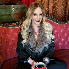 Leigh Bardugo
