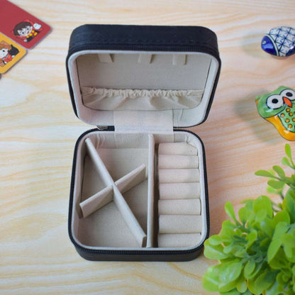 Travel Jewelry Organizer Case – Mini Portable Jewelry Storage Box for Rings, Earrings & Accessories