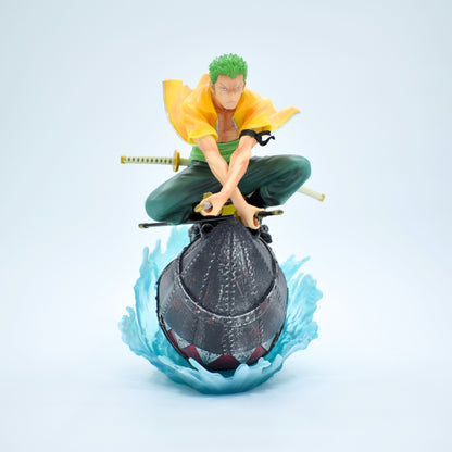 One Piece : Roronoa Zoro Boat Battle Figure