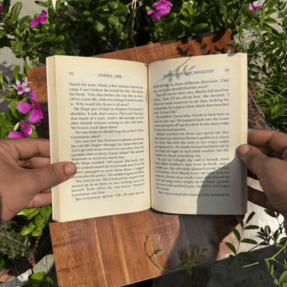 Donkey on the Doorstep (Animal Ark, No. 12)