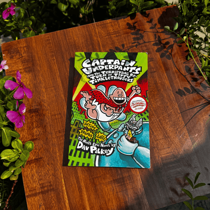 Captain Underpants And The Terrifying Re-Turn Of Tippy Tinkletrousers [Paperback] DAV PILKEY