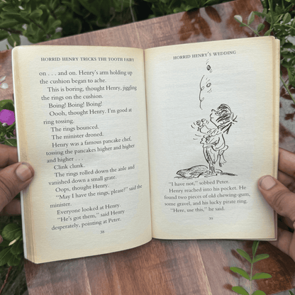 Horrid Henry Tricks the Tooth Fairy