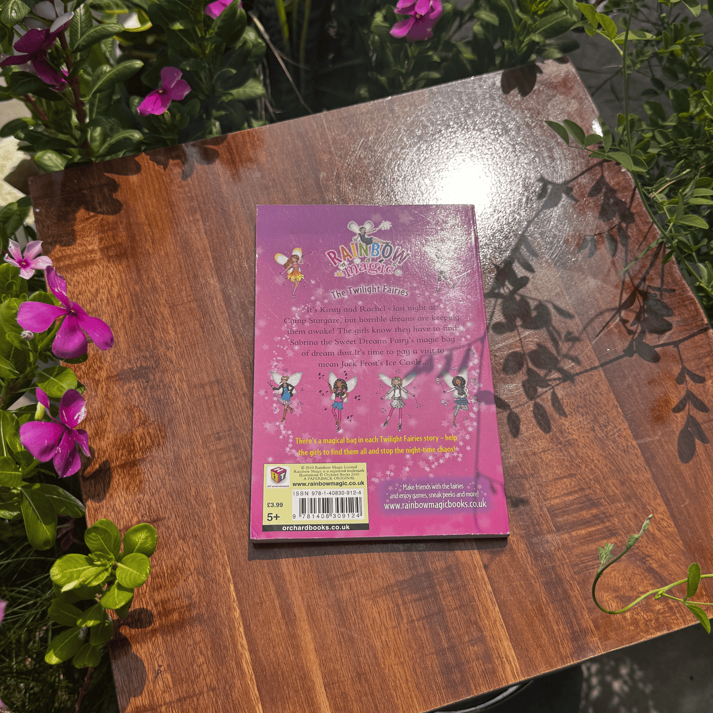 Rainbow Magic: Sabrina the Sweet Dreams Fairy