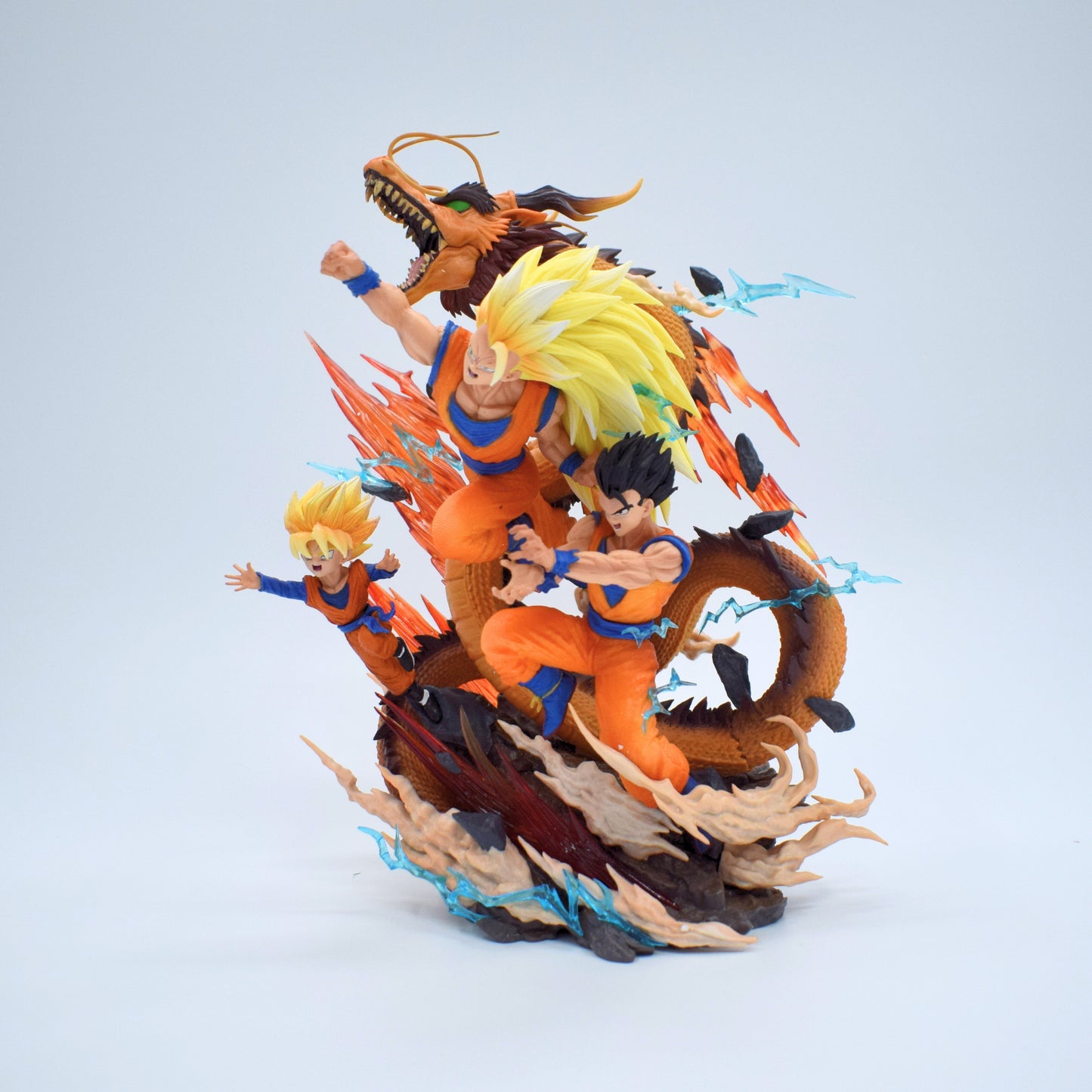 Super Saiyan Family Diorama Statue