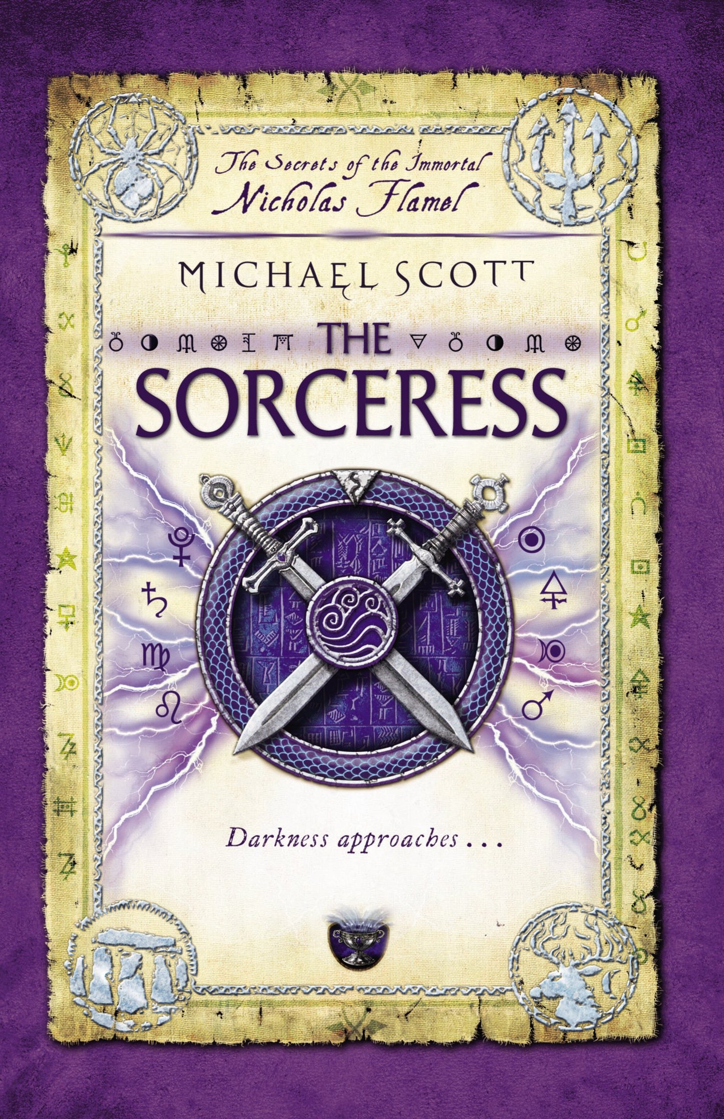 The Sorceress: Book 3 By Michael Scott (Paperback)