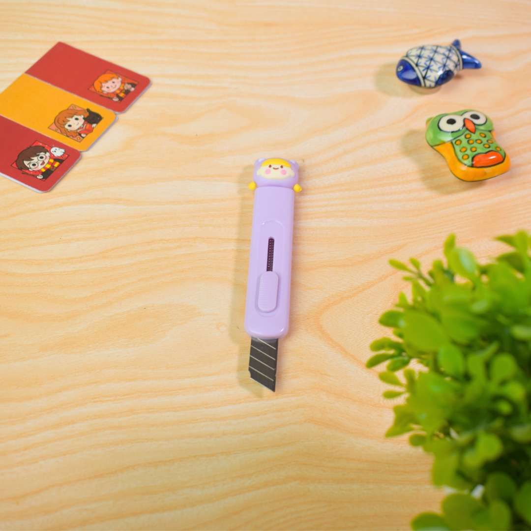 Cute Mini Utility Cutter – Cartoon Character Paper Cutter for Kids (Assorted)