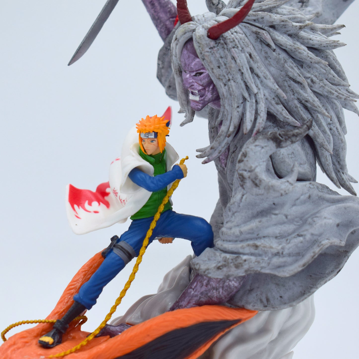 Minato Namikaze Premium 28.5cm Anime Action Figure