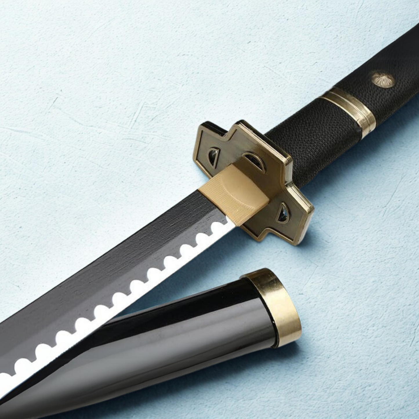 Roronoa Zoro’s Yubashiri wooden katana replica with black sheath and gold accents, 104 cm long