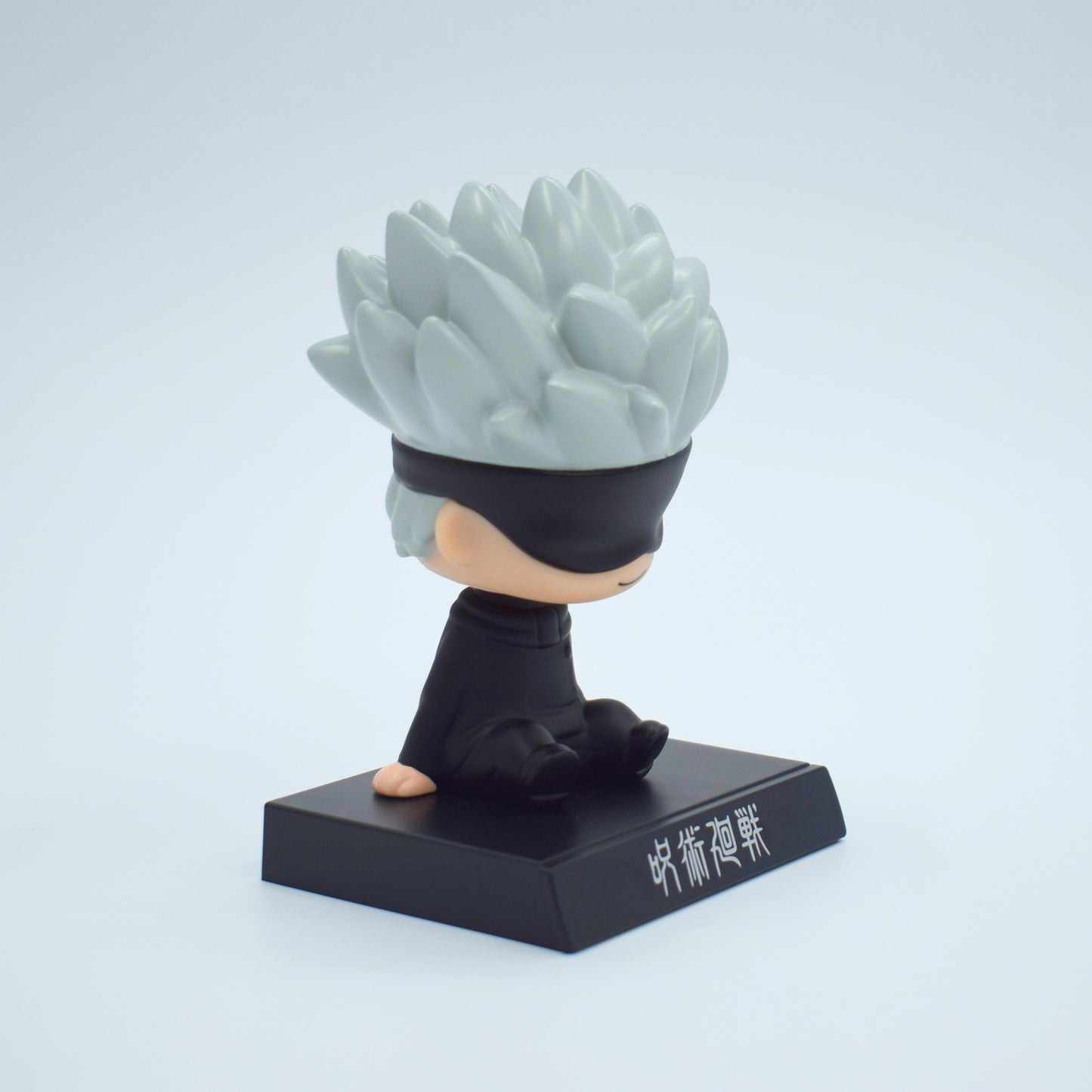 Gojo Satoru Chibi Figure – 11cm Anime Desk Collectible