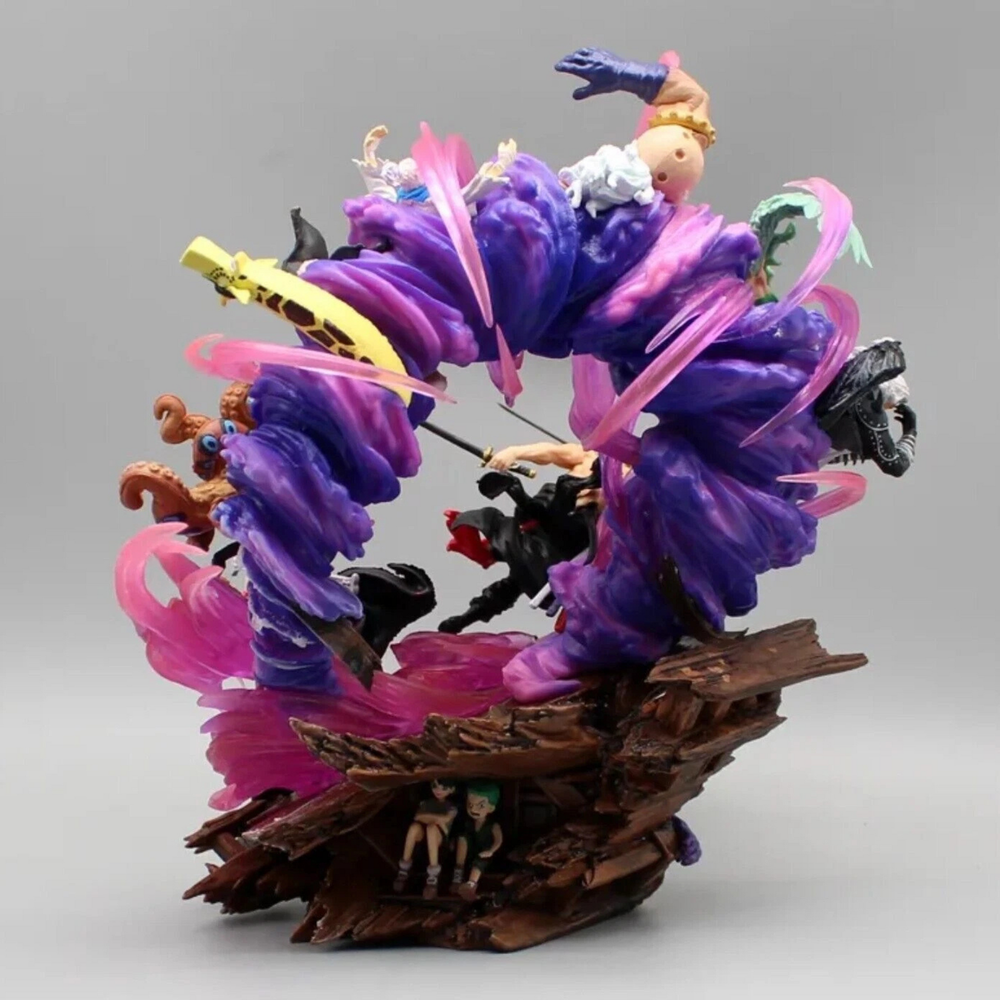 One Piece Ghost Island Zoro action figure fighting multiple enemies