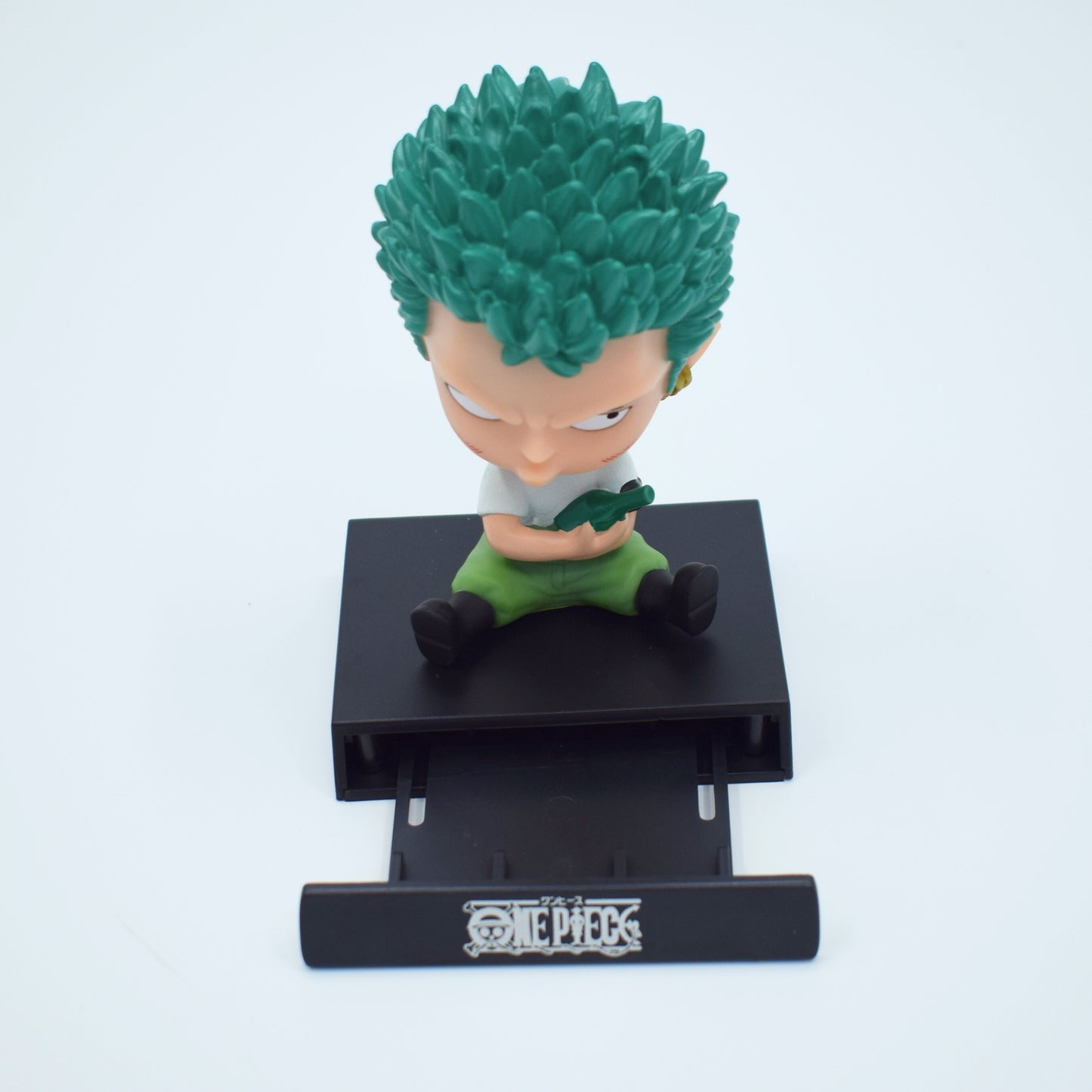 Zoro Sitting Figure with Display Base (12.5 cm)