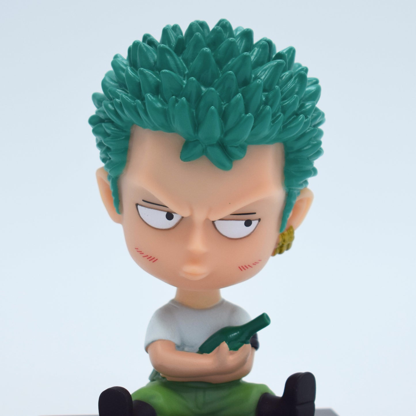 Zoro Sitting Figure with Display Base (12.5 cm)