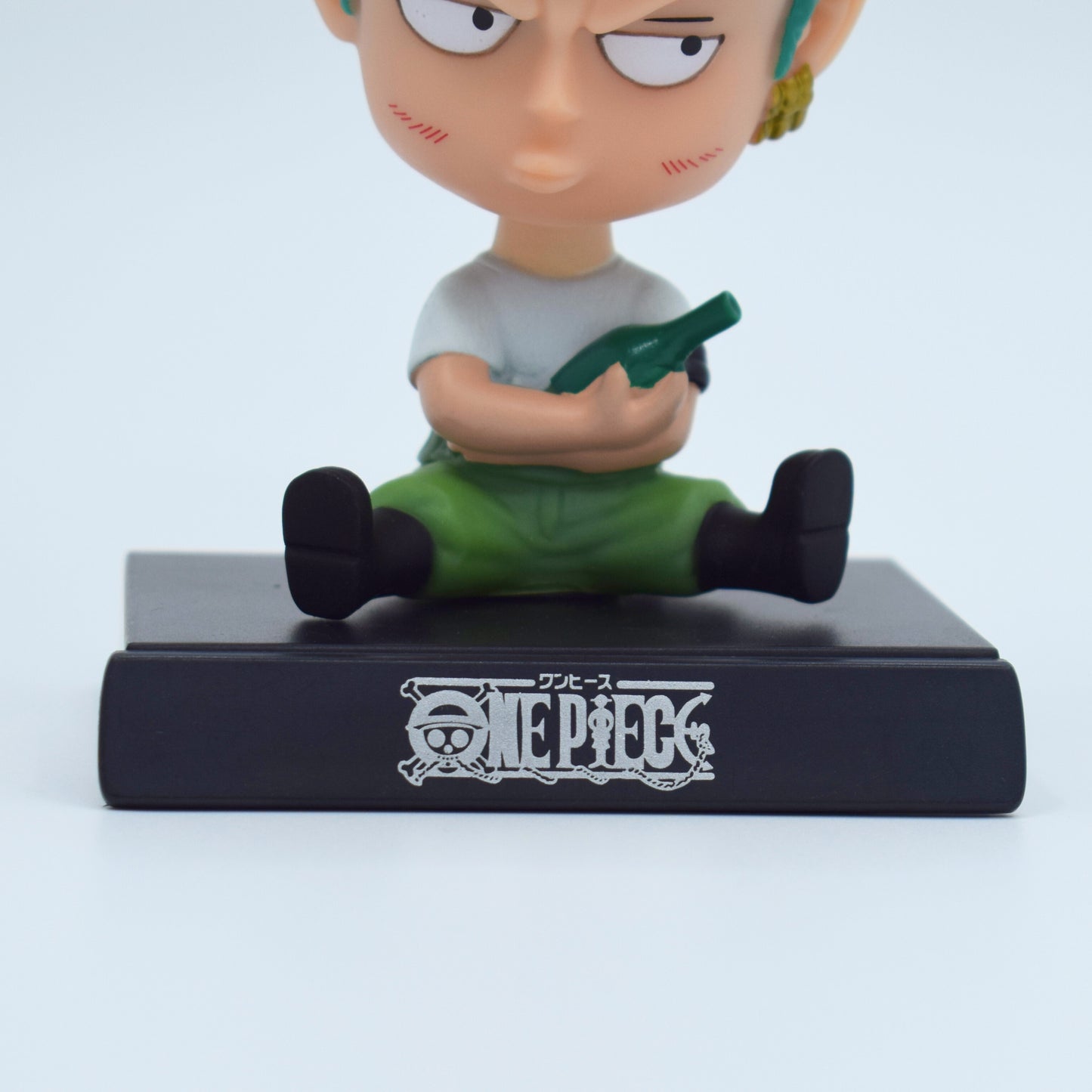 Zoro Sitting Figure with Display Base (12.5 cm)
