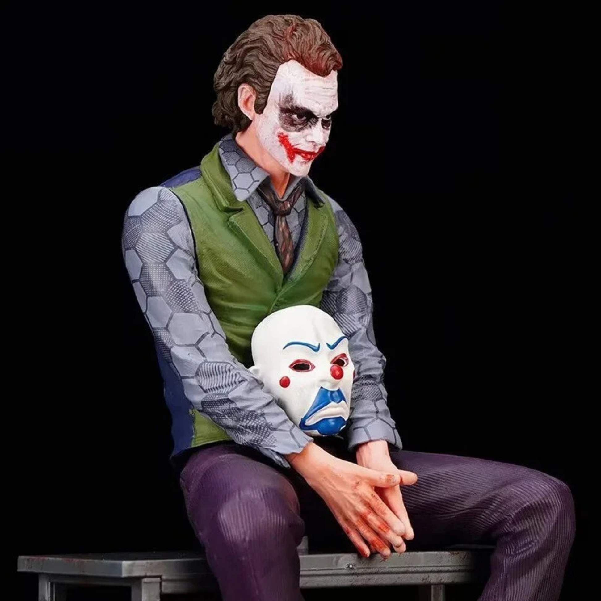 Close-up of Joker intense expression and stylized stance – 24 cm anime-inspired figure