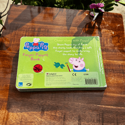 Peppa Pig: Hooray! Says Peppa Finger Puppet Book