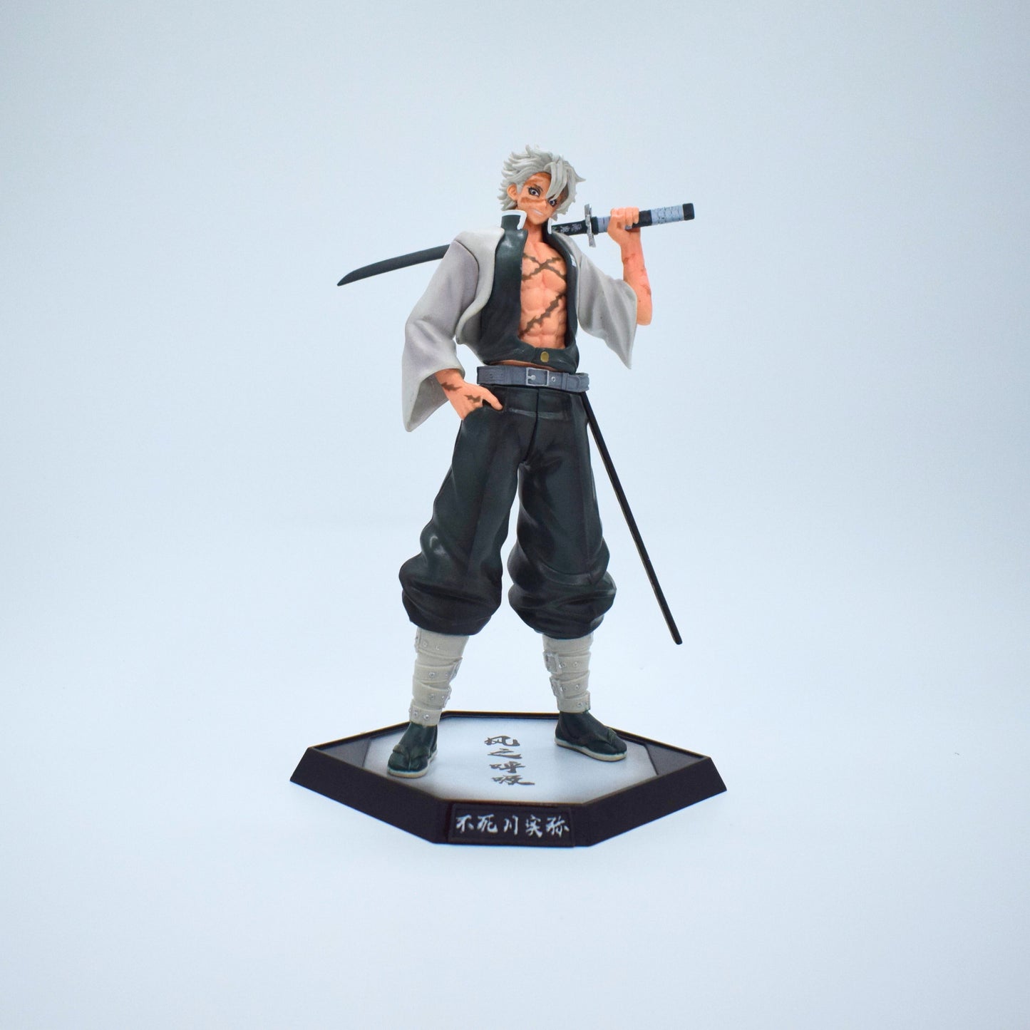 Sanemi Shinazugawa Action Figure