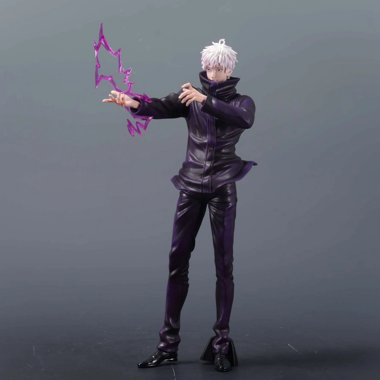 Satoru Gojo action figure performing cursed energy blast – 31cm Jujutsu Kaisen PVC collectible