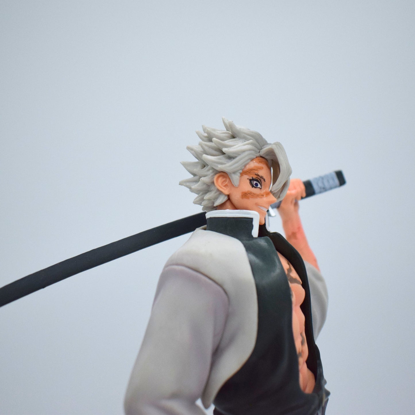 Sanemi Shinazugawa Action Figure