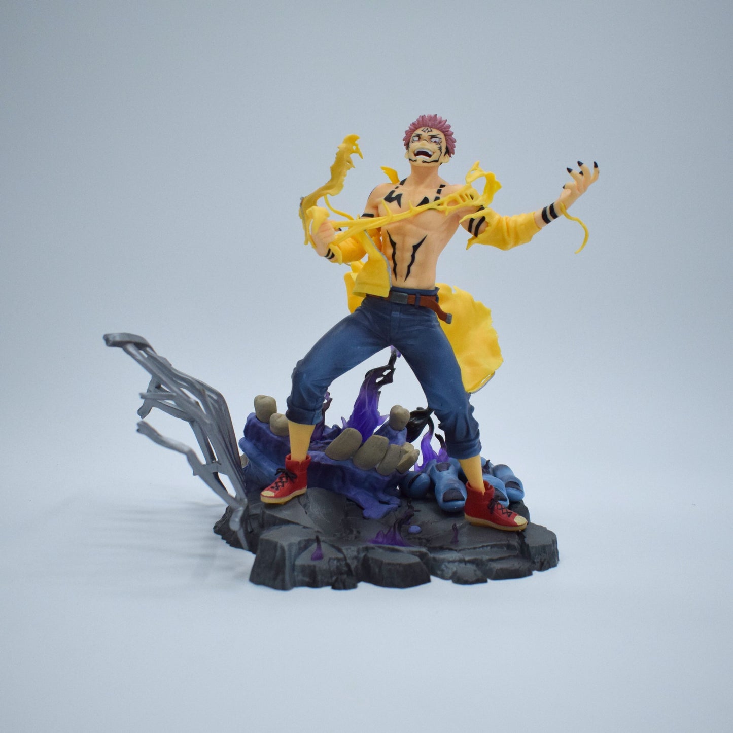 Sukuna Unleashed – 30cm Premium Anime Figure with Destruction Base