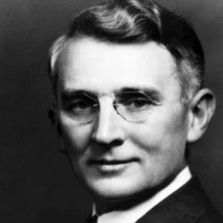 Dale Carnegie