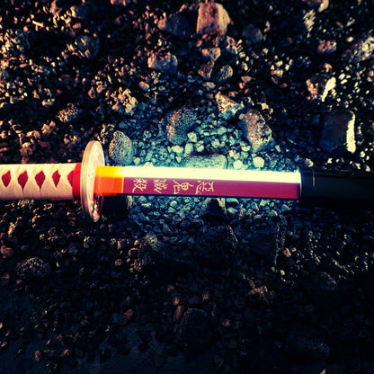 Kanao Tsuyuri – Demon Slayer Pink Nichirin – LED Katana Replica (104 cm)
