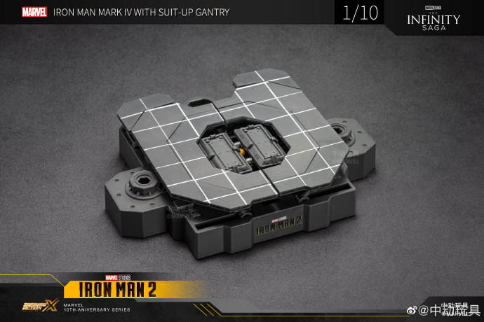 Iron Man Mark 4 with Suit-Up Gantry — ZD Toys Set - image 4