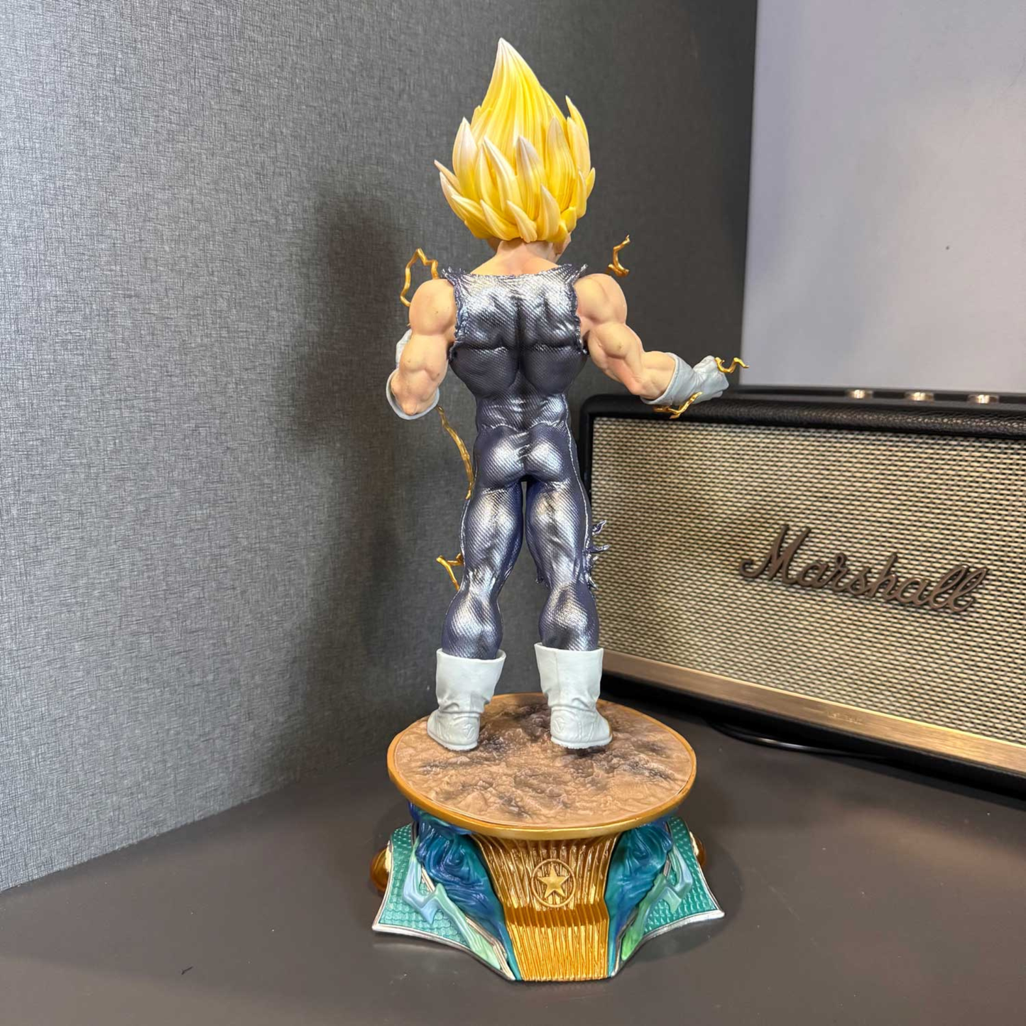 Majin Vegeta – Super Saiyan 2 Premium Anime Figure