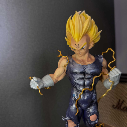 Majin Vegeta – Super Saiyan 2 Premium Anime Figure